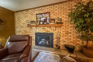 9758 E 1980 North Rd, Oakwood, IL 61858 - Photo 17