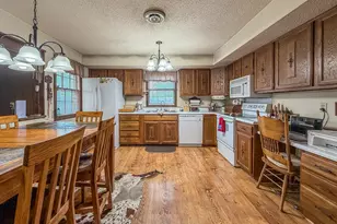 9758 E 1980 North Rd, Oakwood, IL 61858 - Photo 13