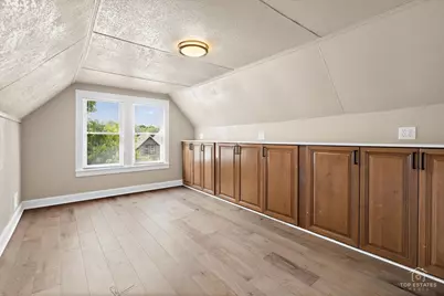 2939 N Hamlin Avenue, Chicago, IL 60618 - Photo 23