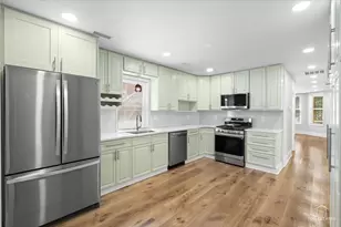 2939 N Hamlin Ave, Chicago, IL 60618 - Photo 7