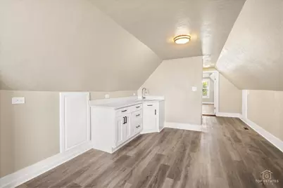 2939 N Hamlin Avenue, Chicago, IL 60618 - Photo 21