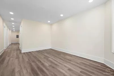 2939 N Hamlin Avenue, Chicago, IL 60618 - Photo 13