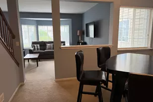 717 Hidden Creek Ln, North Aurora, IL 60542 - Photo 7