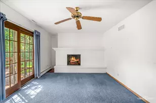 6N373 Oakwood Dr, Saint Charles, IL 60175 - Photo 7
