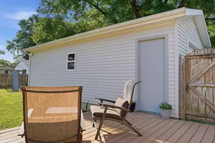 326 Logan Ave, Dixon, IL 61021 - Photo 25