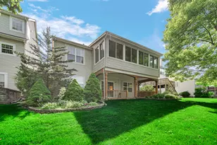 720 Viewpointe Dr, Saint Charles, IL 60174 - Photo 27