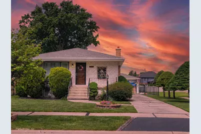 9020 Nashville Avenue, Oak Lawn, IL 60453 - Photo 1