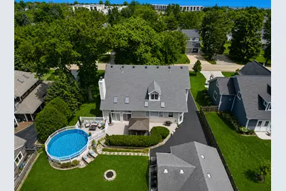 323 N Pleasant Road, Lake Zurich, IL 60047 - Photo 3