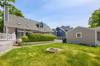 323 N Pleasant Road, Lake Zurich, IL 60047 - Photo 31