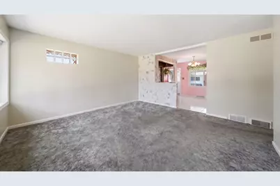 498 Gilbert Drive, Wood Dale, IL 60191 - Photo 3