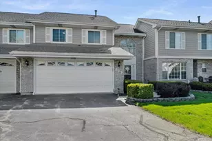 475 Sarah Ct, Wood Dale, IL 60191 - Photo 1