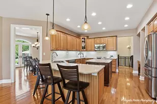 6712 Burning Tree Cir, McHenry, IL 60050 - Photo 15