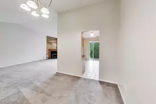 426 Elizabeth Dr, Wood Dale, IL 60191 - Photo 7