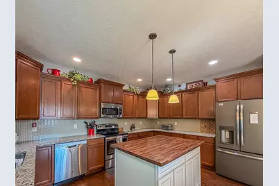 3907 Boulder Ridge Drive, Champaign, IL 61822 - Photo 13