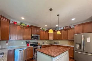 3907 Boulder Ridge Dr, Champaign, IL 61822 - Photo 13