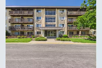2222 S Goebbert Road #358, Arlington Heights, IL 60005 - Photo 1