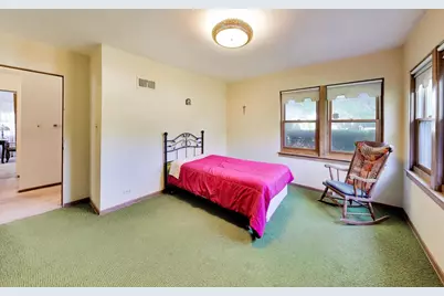 3360 W Arthur Avenue, Lincolnwood, IL 60712 - Photo 15