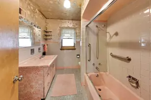 3360 W Arthur Ave, Lincolnwood, IL 60712 - Photo 19