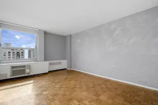 1255 N Sandburg Terrace, Chicago, IL 60610 - Photo 17
