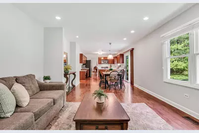 827 Hartford Drive, Gurnee, IL 60031 - Photo 19