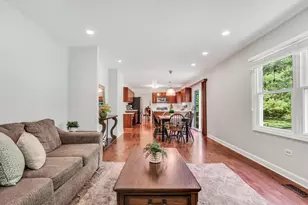 827 Hartford Dr, Gurnee, IL 60031 - Photo 19