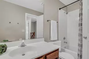 827 Hartford Dr, Gurnee, IL 60031 - Photo 23