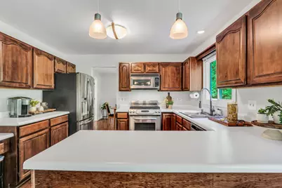 827 Hartford Drive, Gurnee, IL 60031 - Photo 13