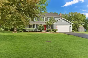 827 Hartford Dr, Gurnee, IL 60031 - Photo 3