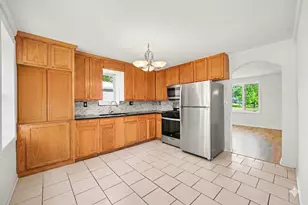 2701 Carmel Blvd, Zion, IL 60099 - Photo 5