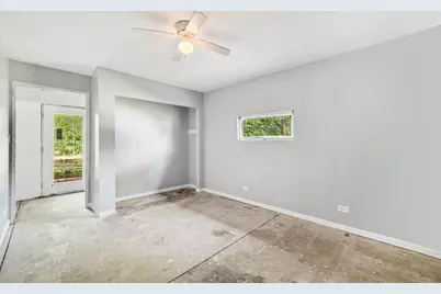 2701 Carmel Boulevard, Zion, IL 60099 - Photo 15