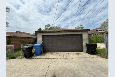 8431 S Dante Avenue, Chicago, IL 60619 - Photo 13