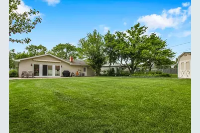 1755 Monticello Road, Hoffman Estates, IL 60169 - Photo 23