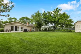 1755 Monticello Rd, Hoffman Estates, IL 60169 - Photo 23
