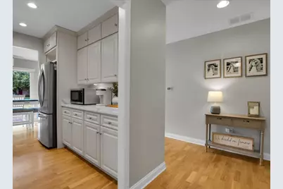 1755 Monticello Road, Hoffman Estates, IL 60169 - Photo 3