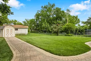 1755 Monticello Rd, Hoffman Estates, IL 60169 - Photo 25