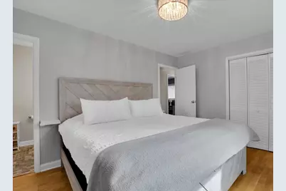 1755 Monticello Road, Hoffman Estates, IL 60169 - Photo 15