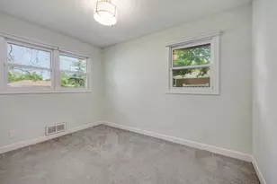 2158 Pleasure View Rd, Aurora, IL 60506 - Photo 21