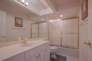 11256 W Alexandria Ln, Westchester, IL 60154 - Photo 15