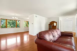1240 117th St, Lemont, IL 60439 - Photo 5