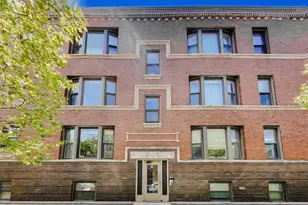 2148 N Sawyer Ave, Chicago, IL 60647 - Photo 1