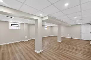 7317 W Myrtle Ave, Chicago, IL 60631 - Photo 31