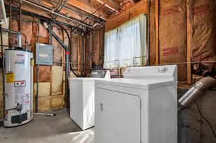 409 Marion St, Roselle, IL 60172 - Photo 23