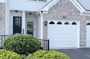 261 Arboretum Dr, Lombard, IL 60148 - Photo 1