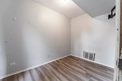 3233 Madison Avenue, Brookfield, IL 60513 - Photo 3