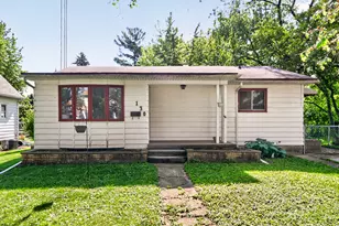 130 S Stott St, Genoa, IL 60135 - Photo 1