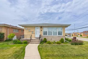 8500 W Carmen Ave, Chicago, IL 60656 - Photo 1