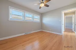 8500 W Carmen Ave, Chicago, IL 60656 - Photo 13