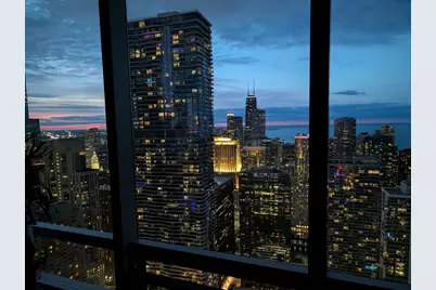 340 E Randolph Street #4804, Chicago, IL 60601 - Photo 7