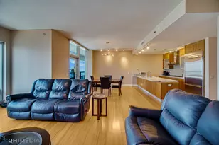 340 E Randolph St, Chicago, IL 60601 - Photo 9