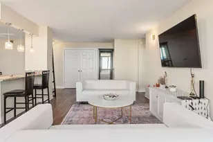 4800 S Lake Park Ave, Chicago, IL 60615 - Photo 9